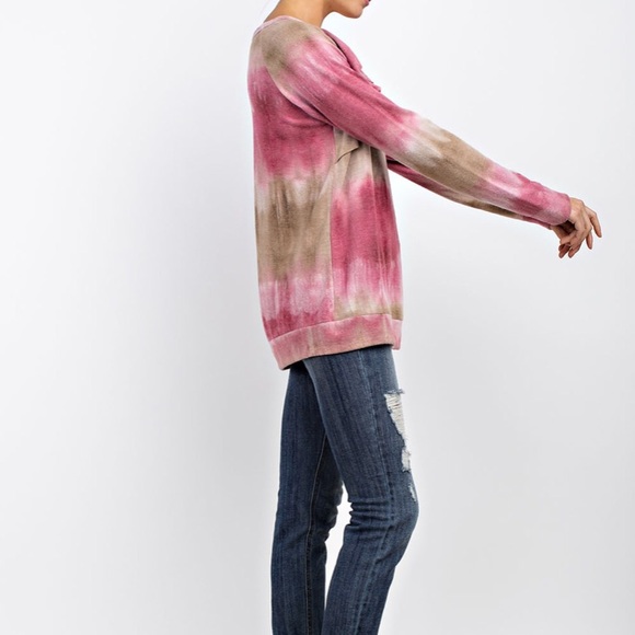 🌟Sale🌟Tie Dye Ruffle Top - Picture 8 of 11